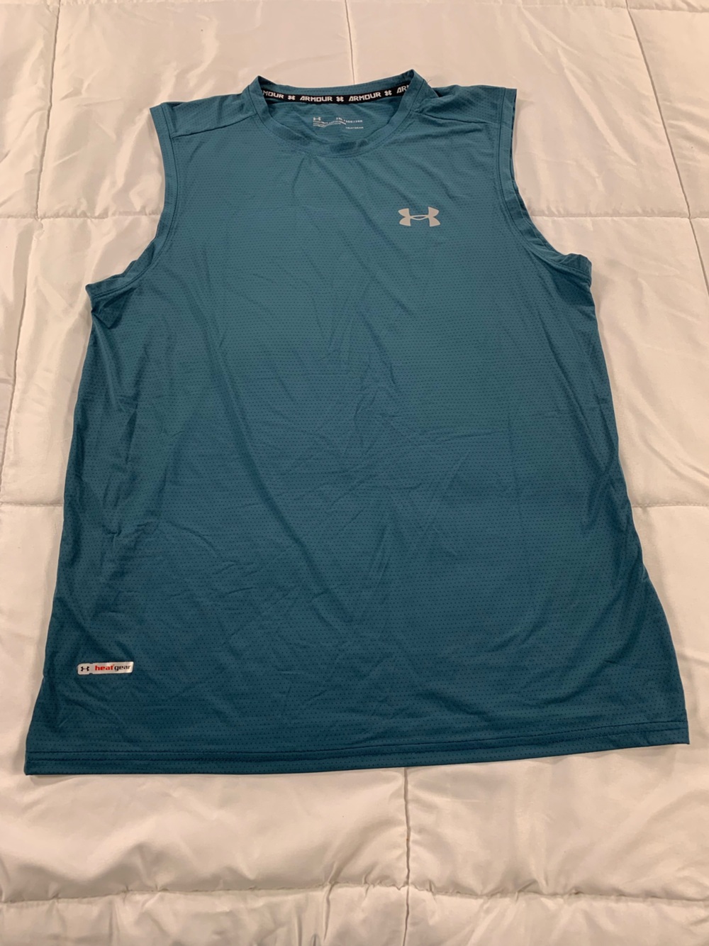 Pre loved UNDER ARMOUR shirt mens size 3XL